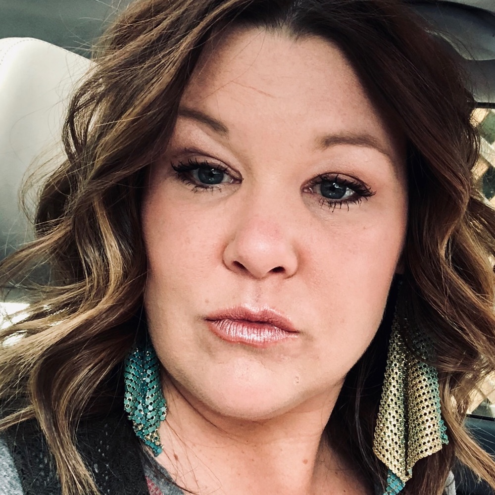 Meet your Posher, Rhian